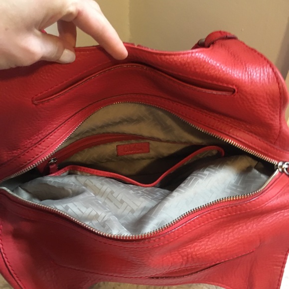 💕Cole Hann Red Pebbled Leather Shoulder Bag - Picture 5 of 8